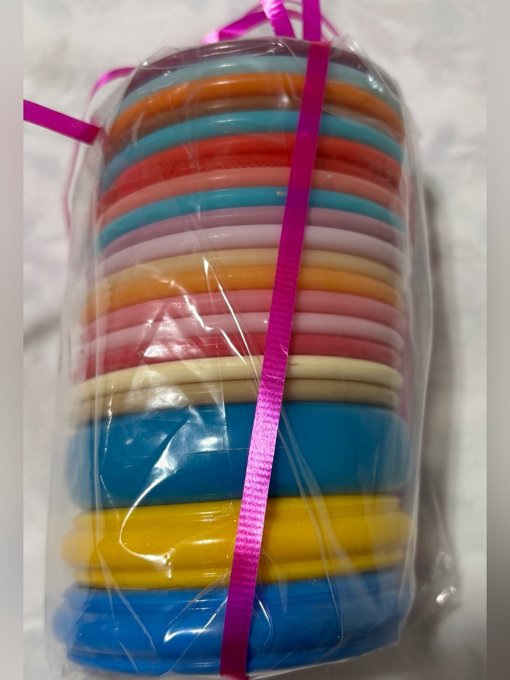 Lot of 21 plastic bangles